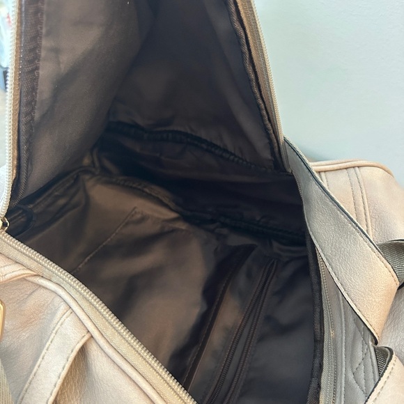 Cluci Women's taupe leather fashion anti-theft Backpack - Picture 8 of 8